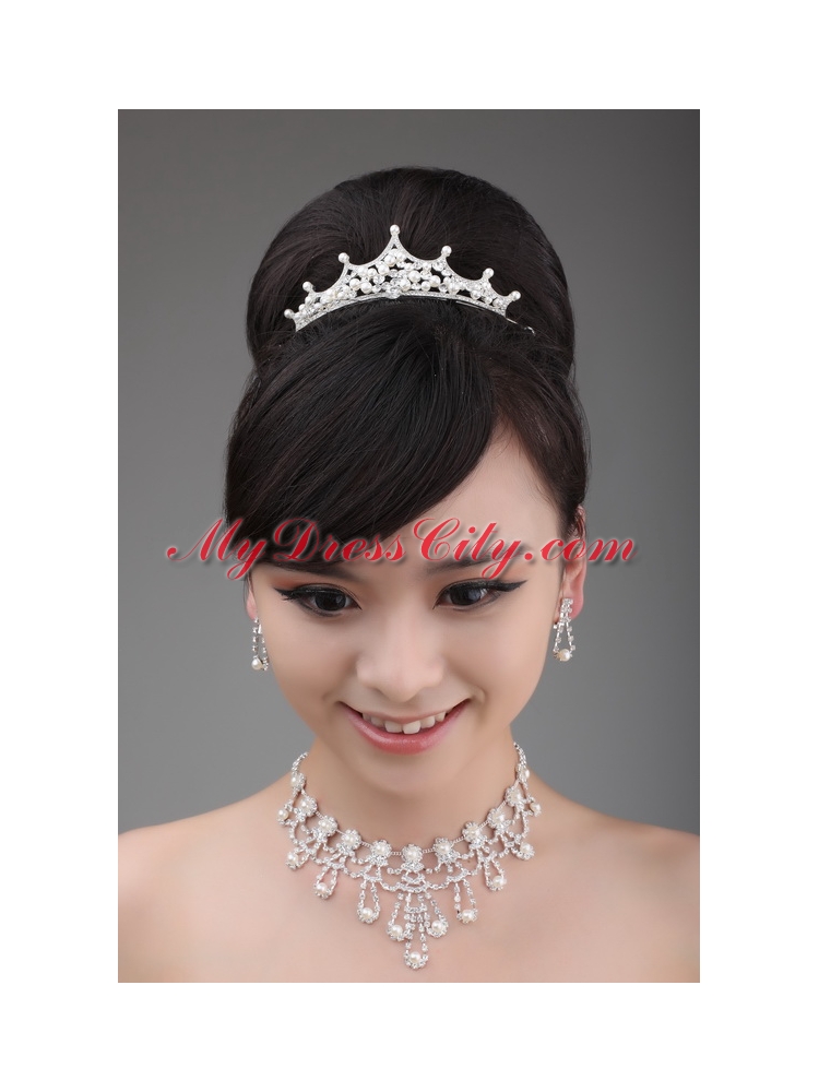 Shimmering Multi Layers Pearl Alloy Tiara and Necklace