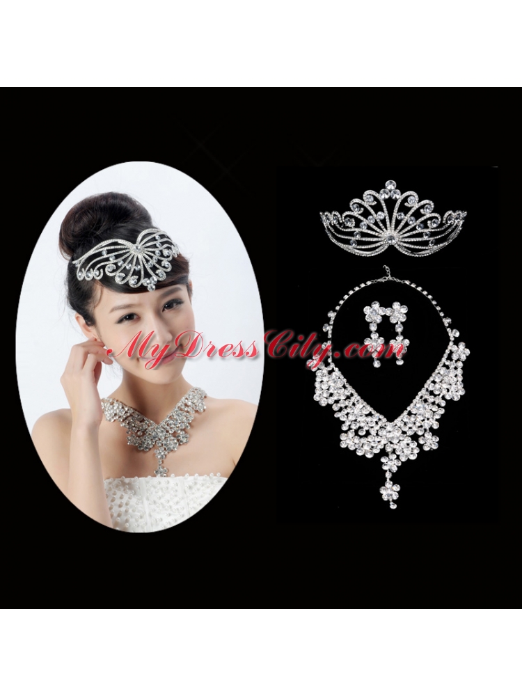 Dignified Rhinestone DreamlikeJewelry Set Including Necklace Tiara