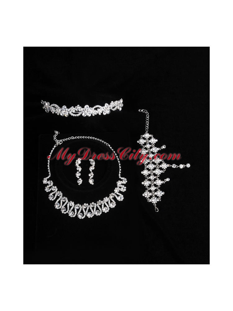 Dreamlike Rhinestones Alloy Necklace And Earrings Jewelry Set