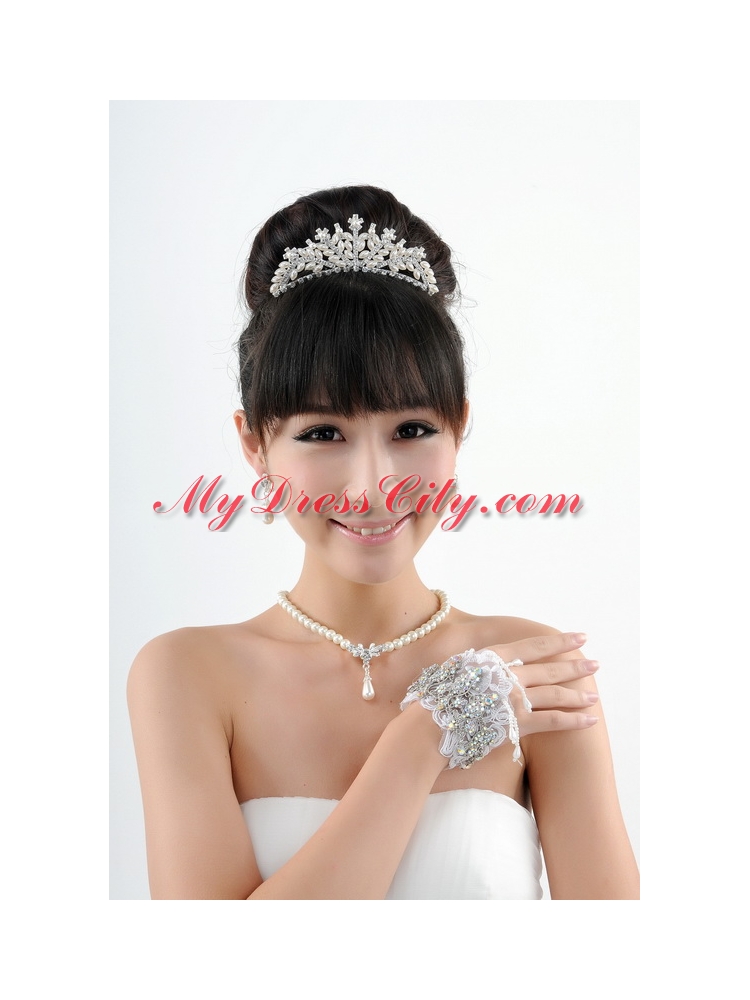 Elegant Ivory Pearl Artistic Necklace Bracele And Tiara