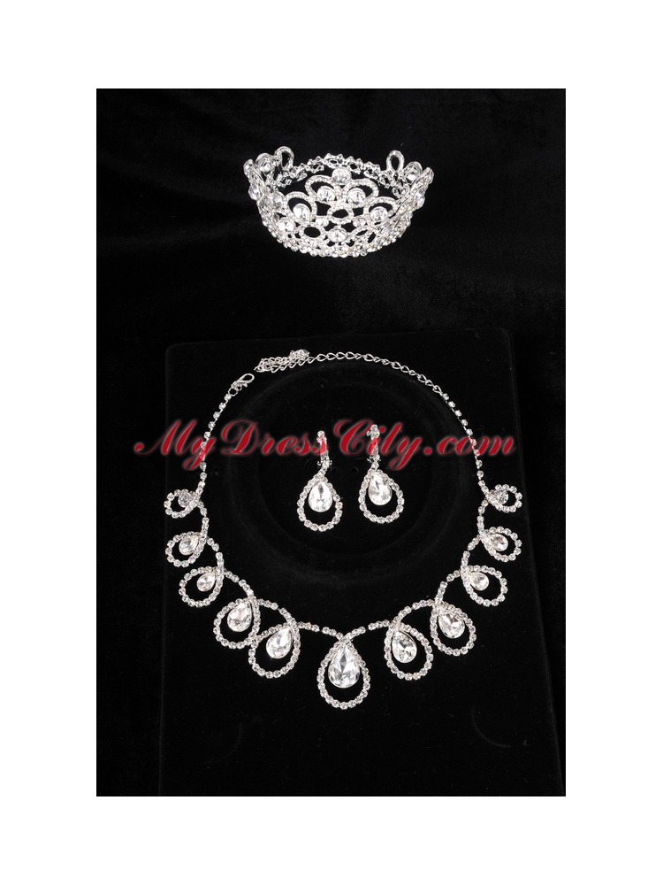 Romantic Rhinestone Jewelry Set Including Tiara Necklace And Earrings