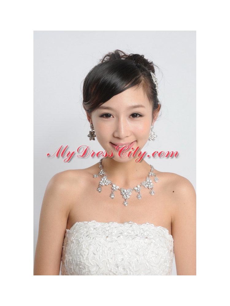 Shining Rhinestones Alloy Wedding Jewelry Set Including Necklace And Earrings