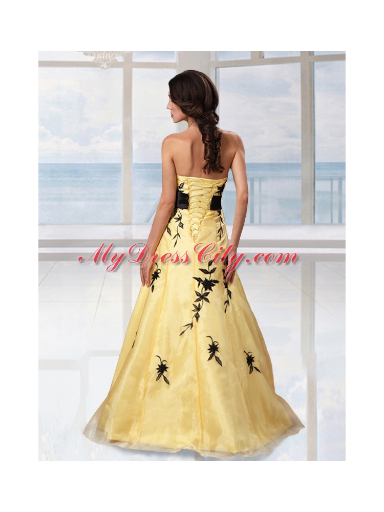 Pretty A Line Yellow Strapless Prom Dress with Appliques