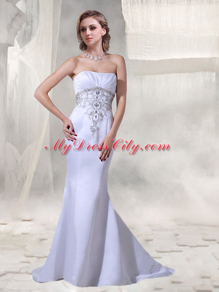 Cheap Mermaid Strapless Beading Wedding Dress with Brush Train