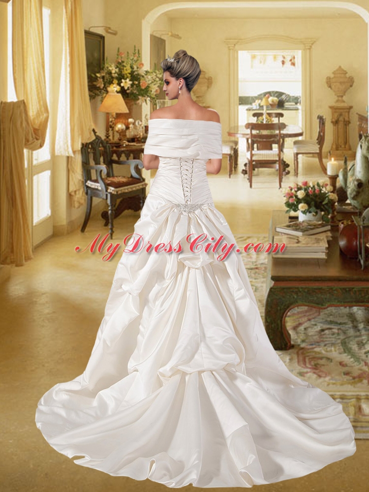 Gorgeous Sweetheart 2015 A Line Court Train Wedding Dresses with Beading