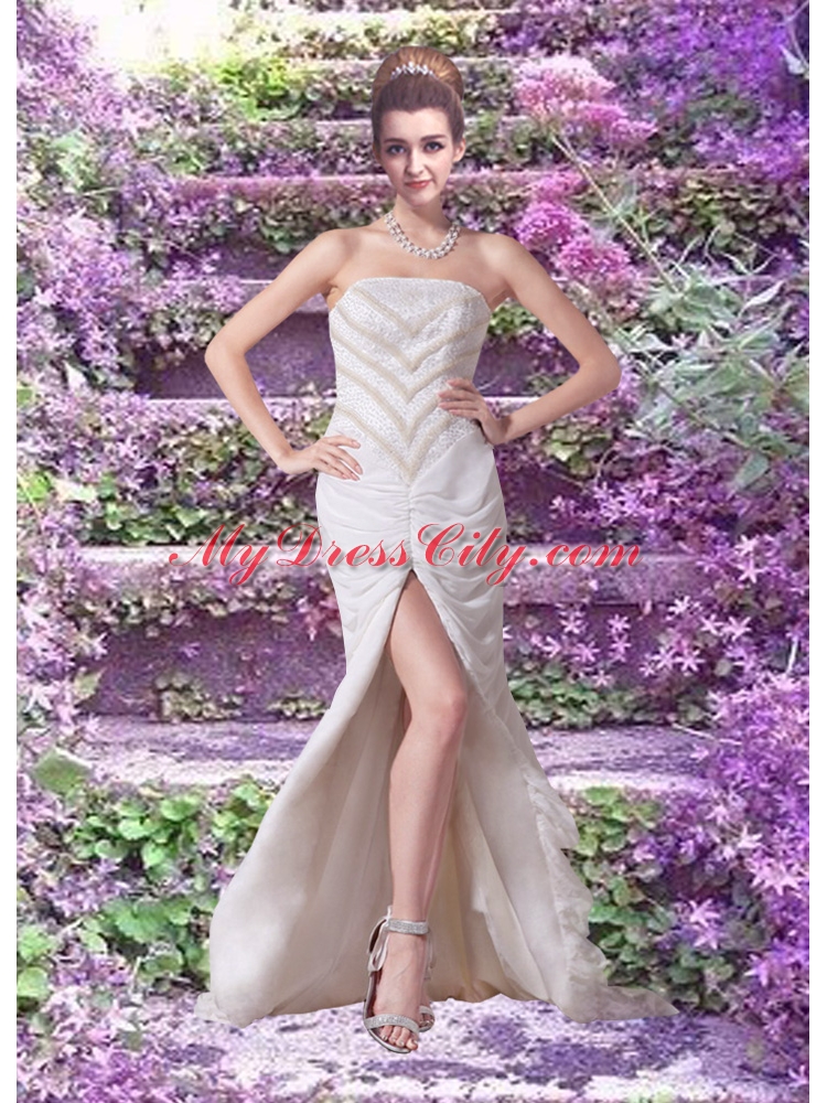 Popular Column Brush Train Beading Wedding Dress with Strapless