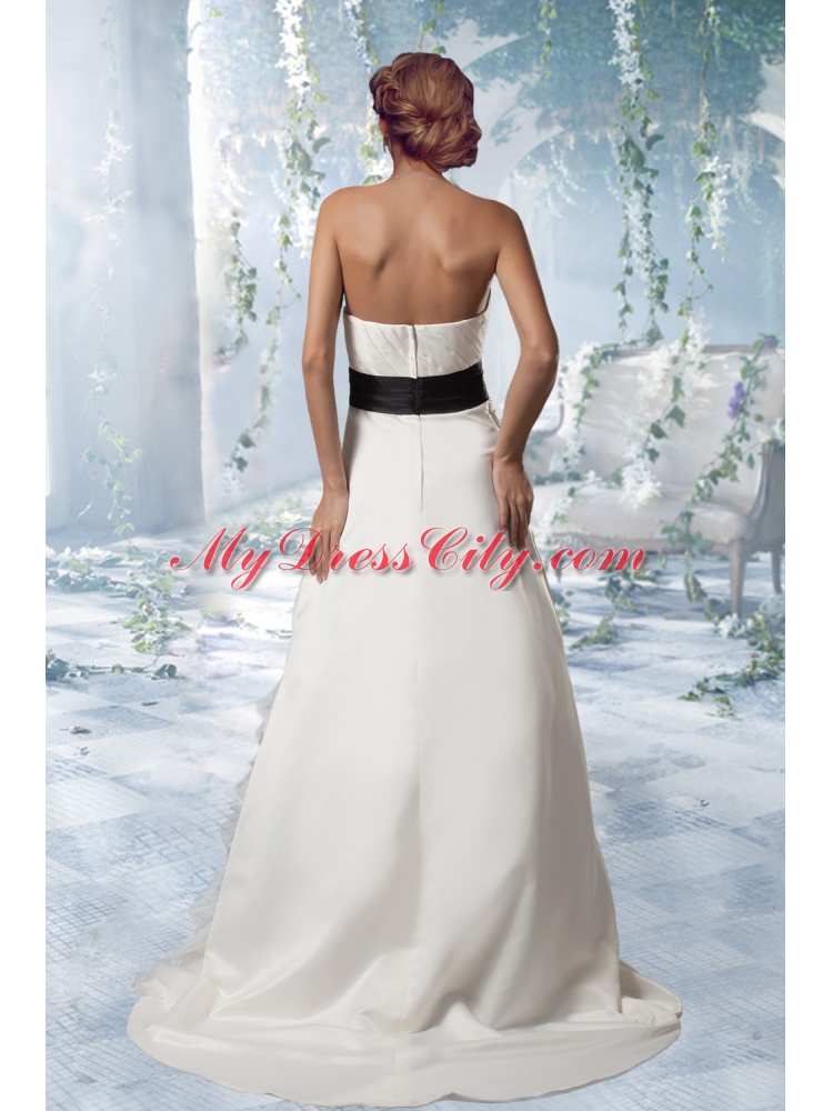 Princess Strapless Gorgeous Wedding Dresses with Brush Train