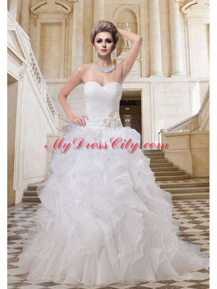 2014 Fashionable A Line Straples Wedding Dress with Court Train