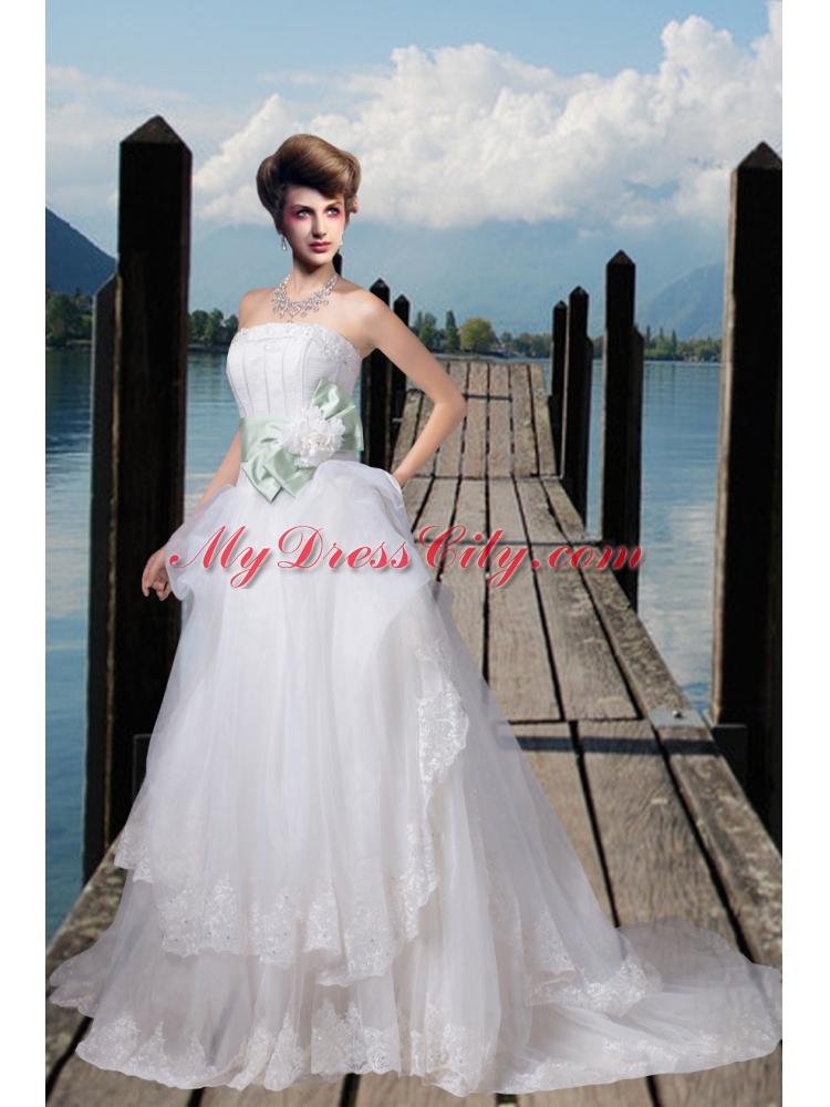 2014 A Line Appliques Wedding Dresses with Hand Made Flower