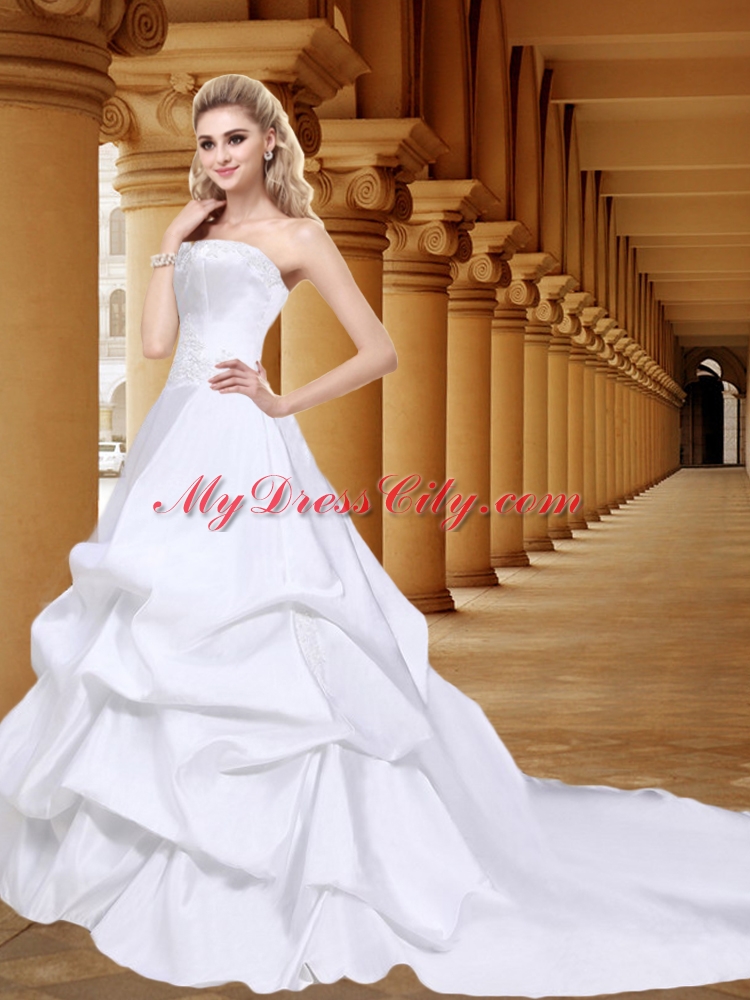 Elegant Strapless A Line Wedding Dress with Court Train