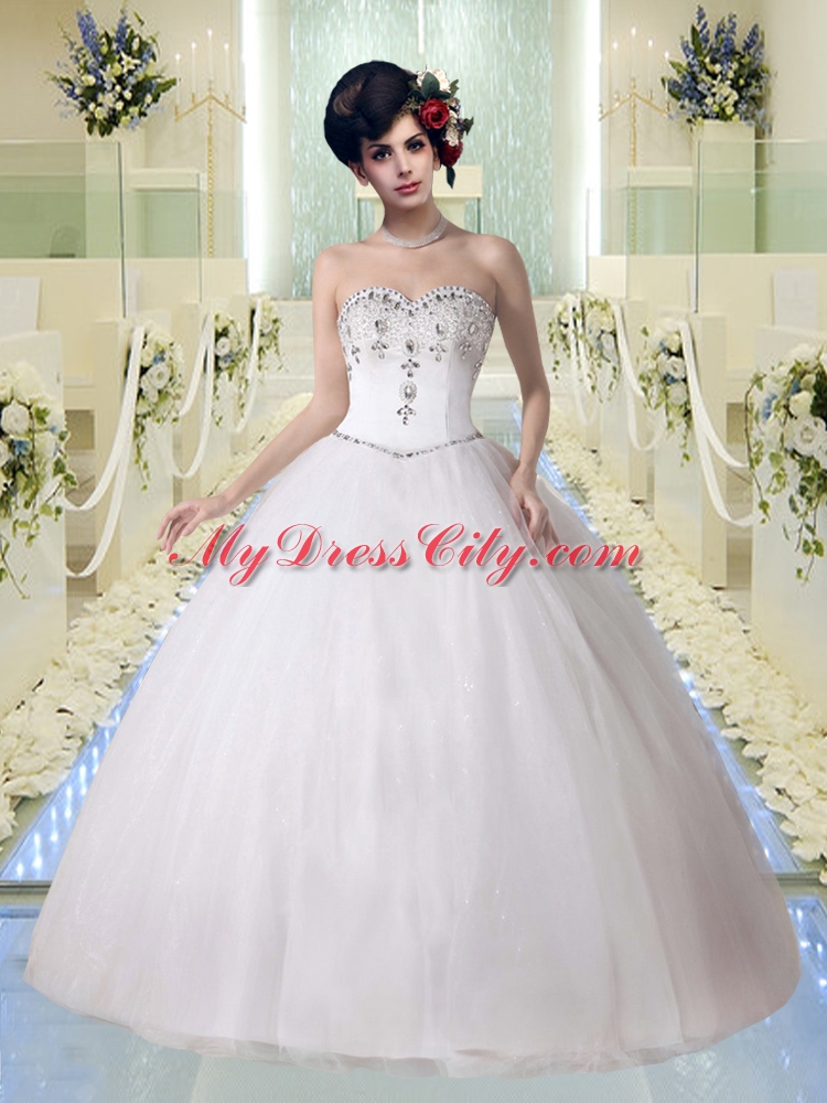 Fashionable Ball Gown Sweetheart Beading Wedding Dress for 2015