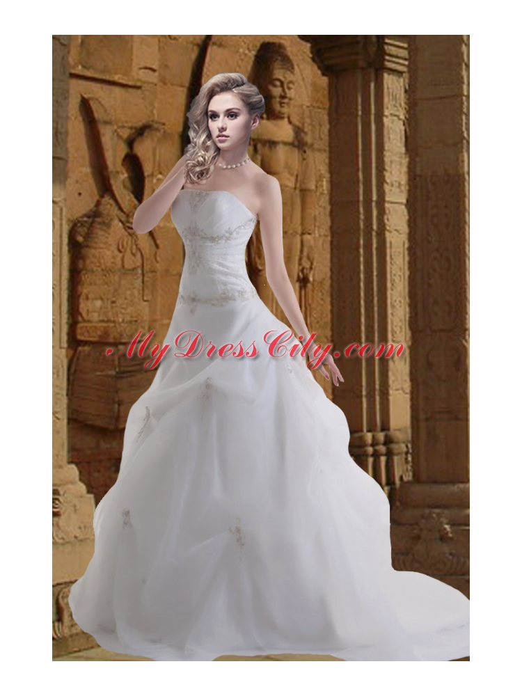 Princess Strapless Court Train Wedding Dresses with Appliques