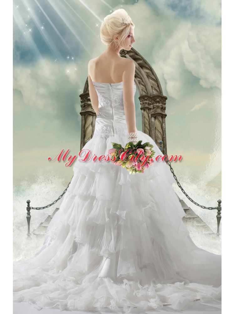 2014 A Line Court Train Appliques Wedding Dresses with Strapless