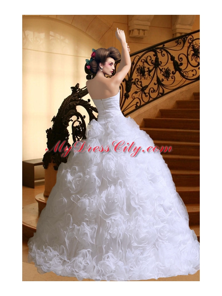 Luxurious Sweetheart Beading Wedding Dresses with Sweep Train