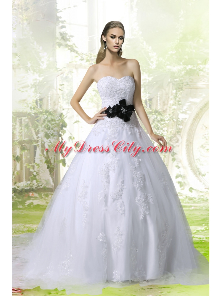 2014 Princess Sweetheart Court Train Wedding Dresses with Appliques