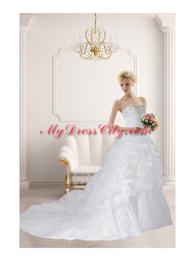 Ball Gown Sweetheart Ruffles 2014 Wonderful Wedding Dress with Court Train