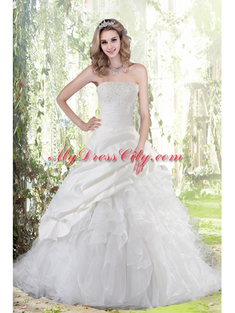 Beautiful  Beading Strapless Weding Dress with Brush Train