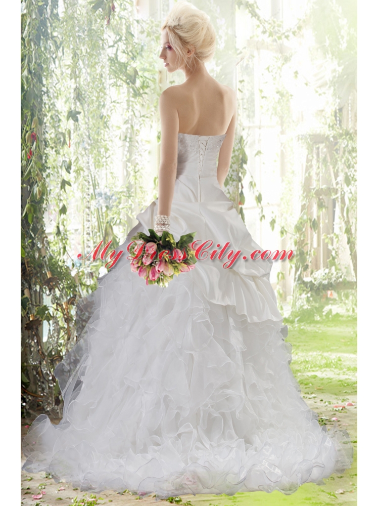 Beautiful  Beading Strapless Weding Dress with Brush Train