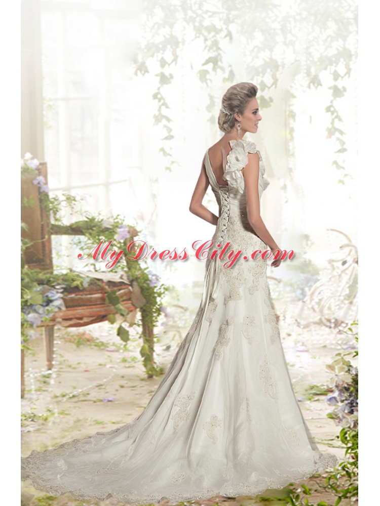 Elegant A Line V Neck Appliques Wedding Dresses with Chapel Train