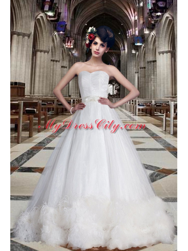 Fashionable A Line Sweetheart Chapel Train Wedding Dresses