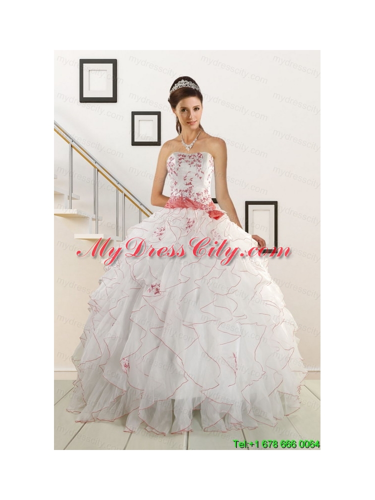 Sweetheart 2015 Elegant Quinceanera Dresses with Appliques and Belt