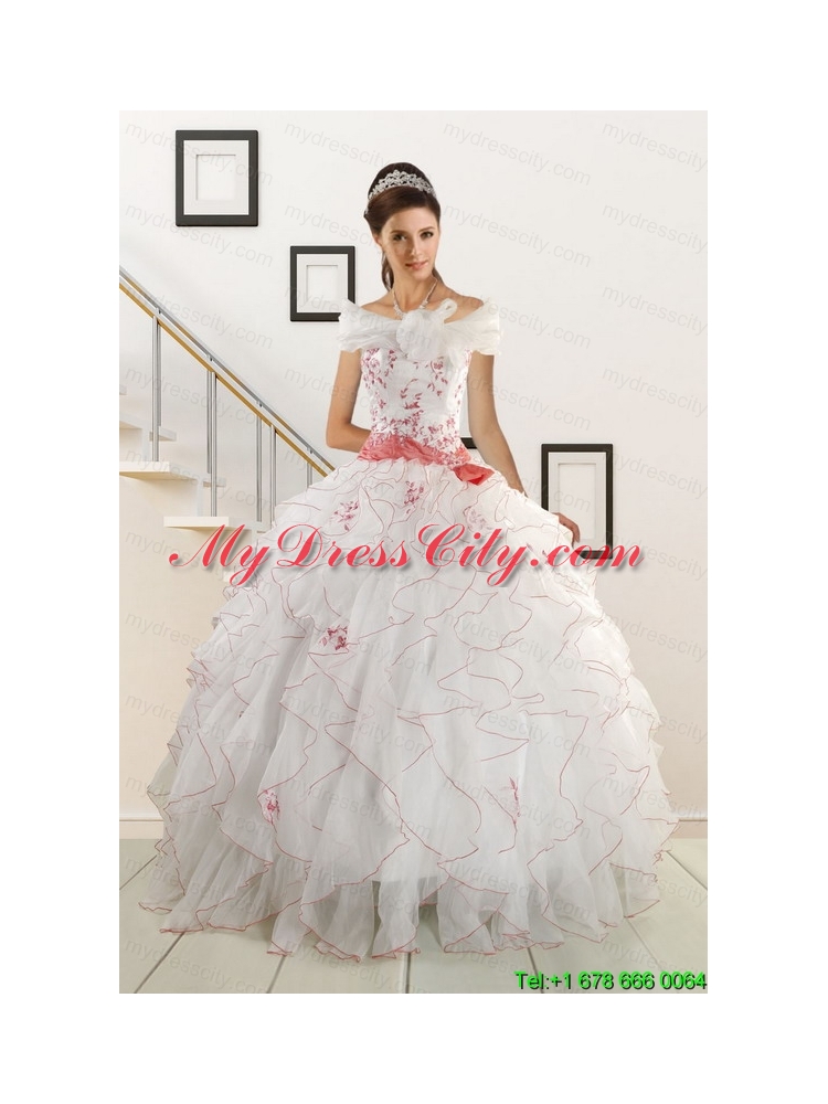 Sweetheart 2015 Elegant Quinceanera Dresses with Appliques and Belt