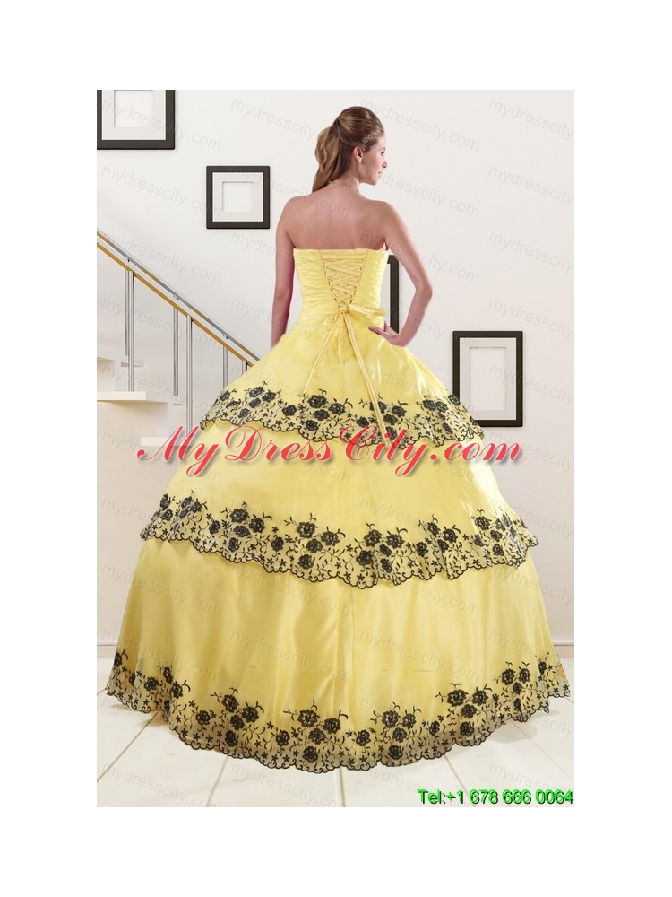 2015 Light Yellow Quinceanera Dress with Appliques and Ruffled Layers