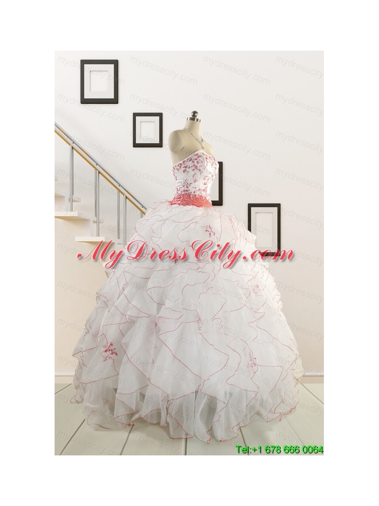 2015 Elegant Sweetheart Quinceanera Dresses with Appliques and Belt