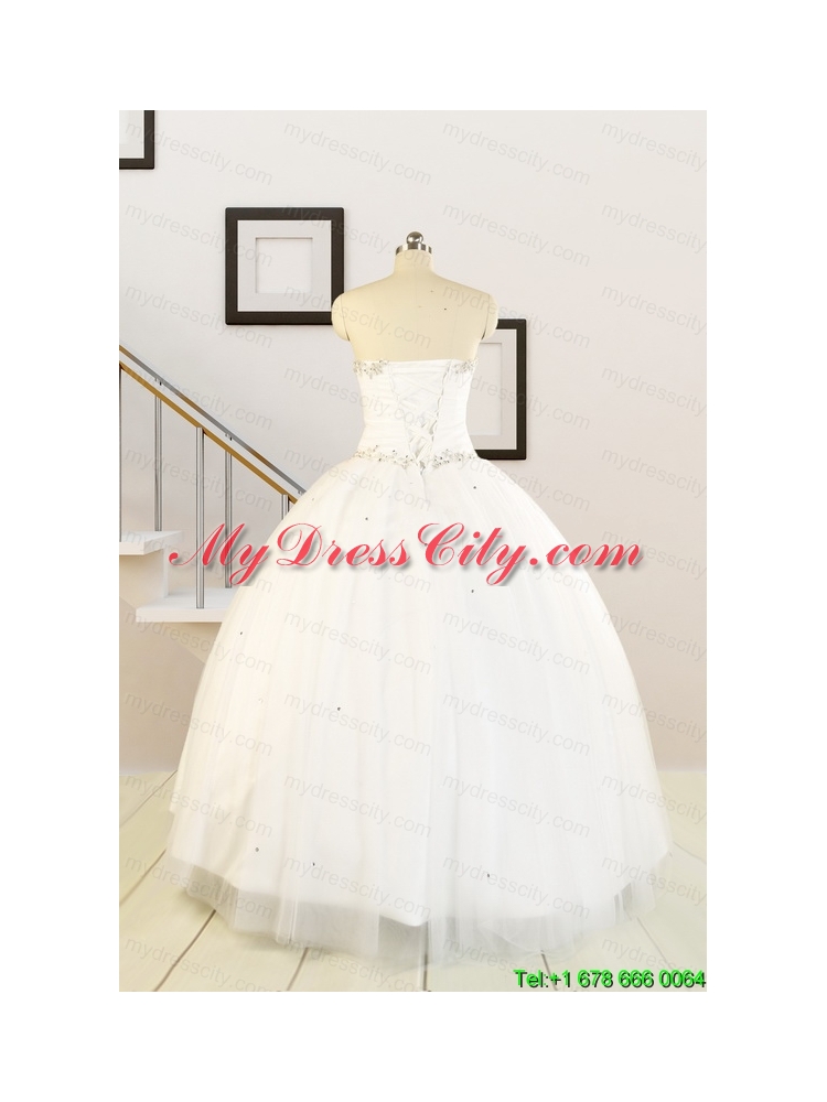 2015 White Elegant Quinceanera Dresses with Beading