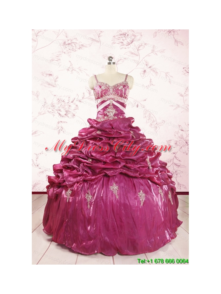 2015 Unique Appliques Quinceanera Dresses with Spaghetti Straps