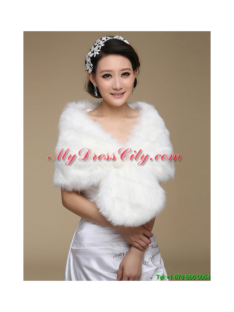 2015 Brand Pearl Front Closure Faux Fur White Wraps