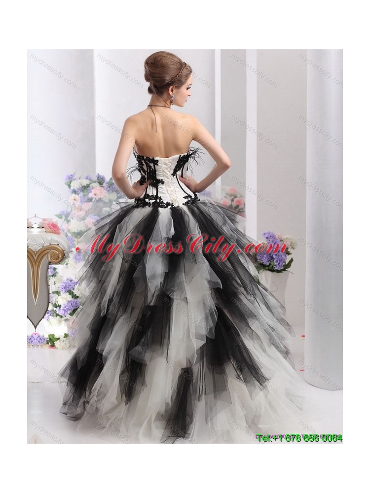 2015 Latest White and Black Strapless Quinceanera Dresses with Appliques