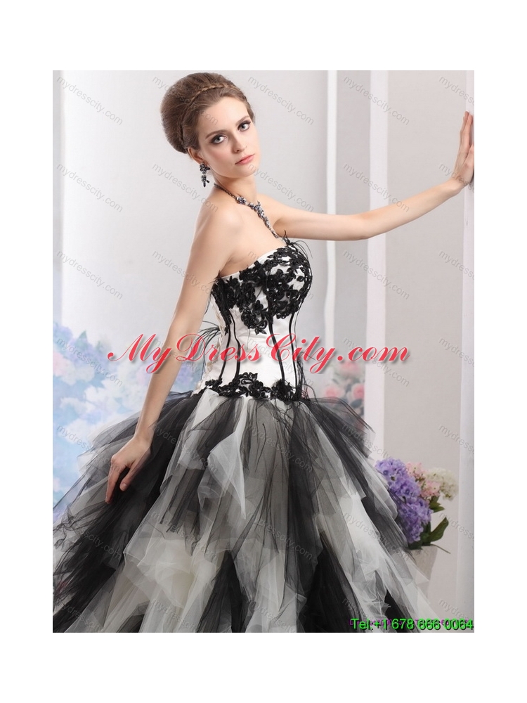 2015 Latest White and Black Strapless Quinceanera Dresses with Appliques