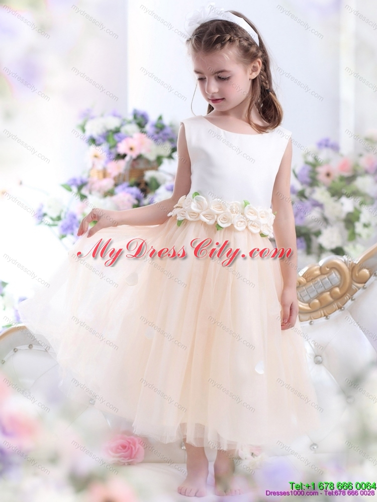 2015 Latest White Flower Girl Dress with Waistband and Hand Made Flowers