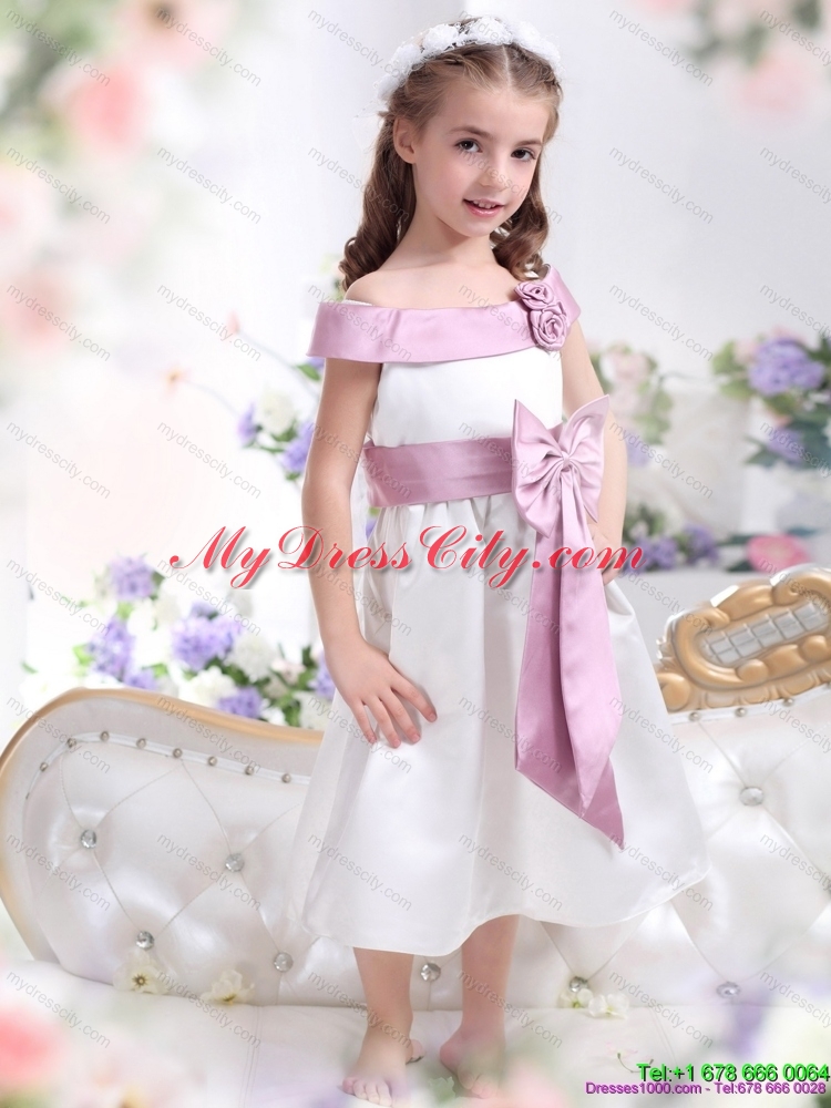 Latest Off The Shoulder White Flower Girl Dresses with Flower and Bowknot