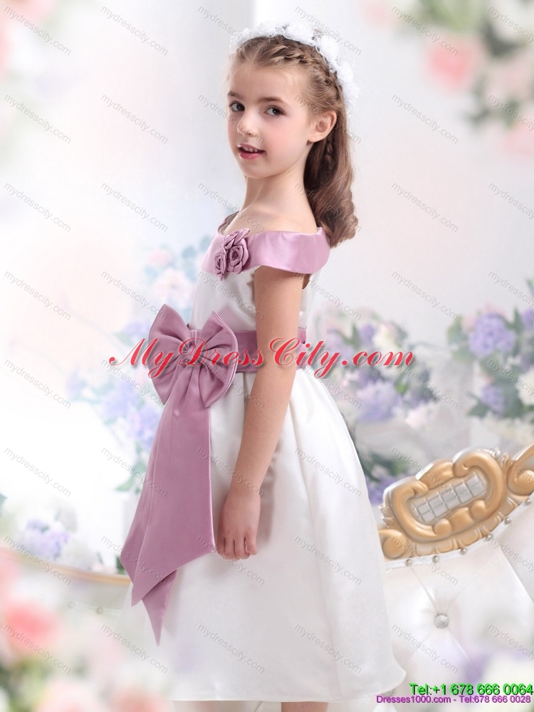 Latest Off The Shoulder White Flower Girl Dresses with Flower and Bowknot