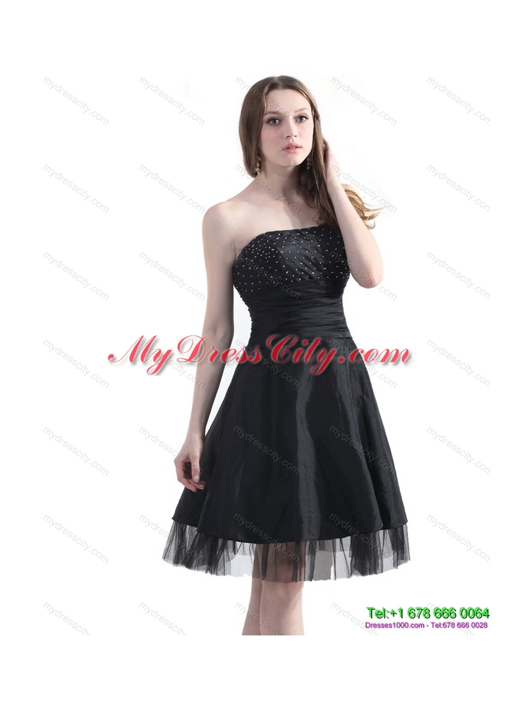 2015 Romantic Strapless Black Prom Dress with Ruching and Beading