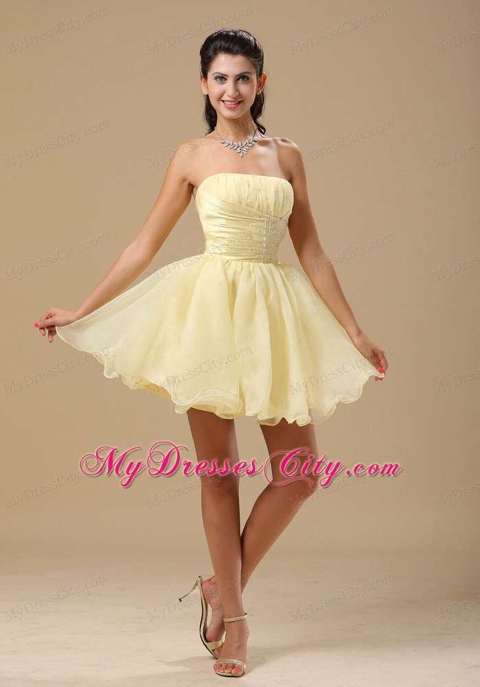 Light Yellow Homecoming Dress With Beading and Ruch Decorate