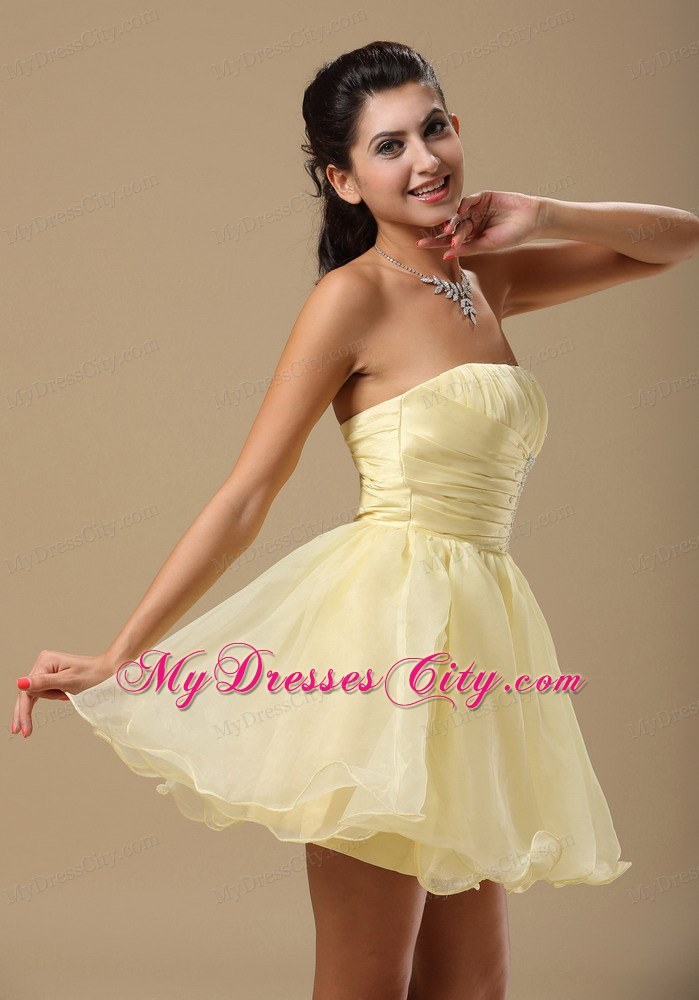 Light Yellow Homecoming Dress With Beading and Ruch Decorate