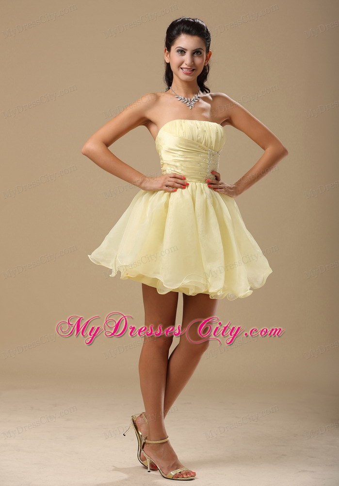 Light Yellow Homecoming Dress With Beading and Ruch Decorate