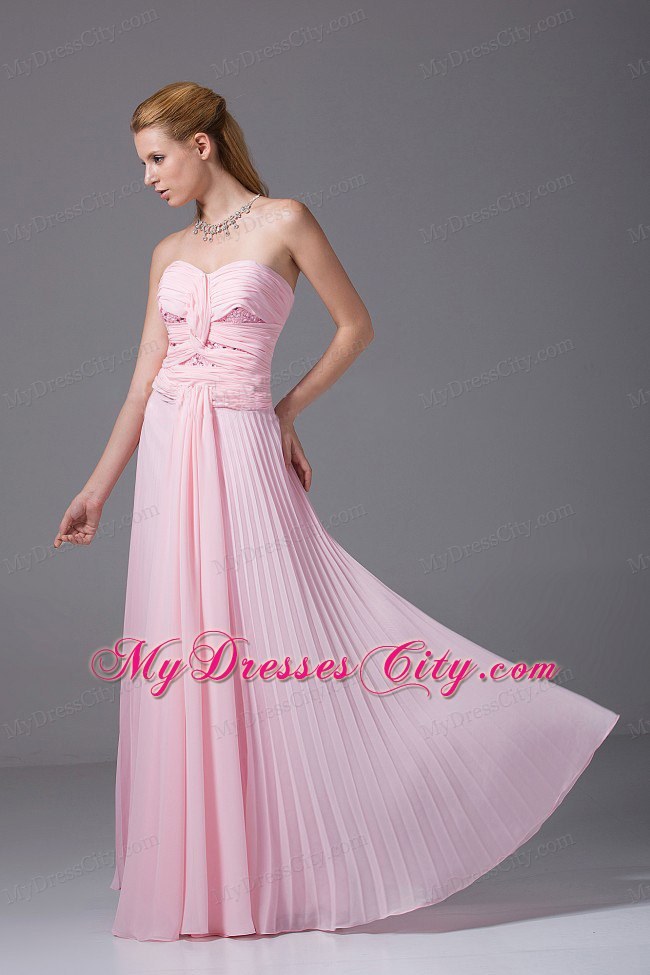 Beading and Ruching Decorate Pink Chiffon Homecoming Dress