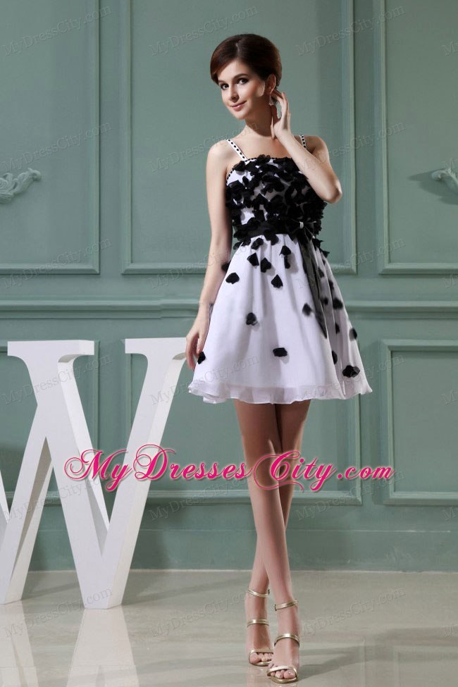 Straps and Appliques Decorate A-Line Mini-length Homecoming Dress