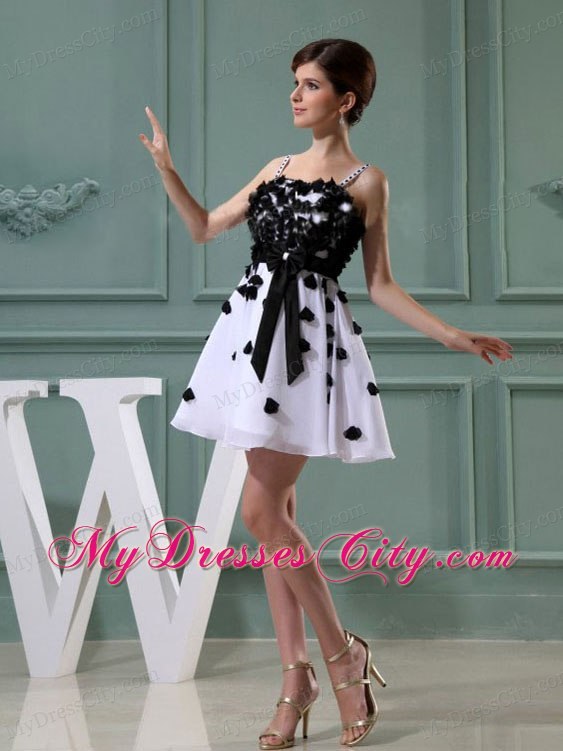 Straps and Appliques Decorate A-Line Mini-length Homecoming Dress