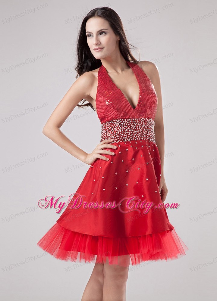 Luxurious Red Halter Homecoming Dress Beaded Decorate With V-neck