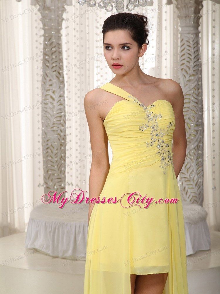 A-Line One Shoulder High-low Beading Homecoming Dress in Yellow