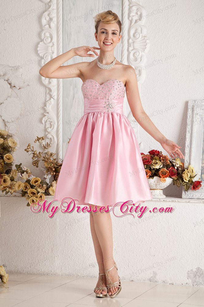 Baby Pink Sweetheart Short Beaded Prom Dress in Knee-length