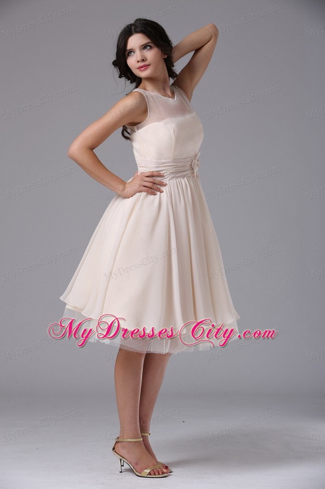 Bateau Knee-length Tulle Homecoming Dress with Hand Made Flowers