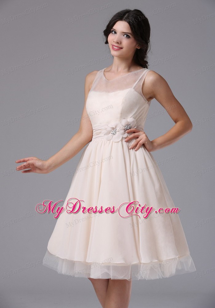 Bateau Knee-length Tulle Homecoming Dress with Hand Made Flowers