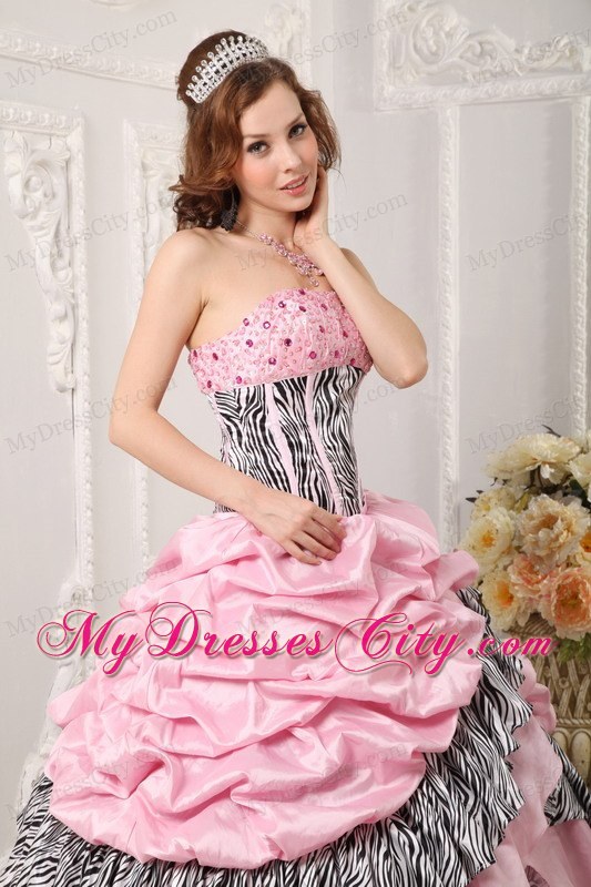 Romantic Taffeta and Zebra Beading Pink Quinceanera Dress