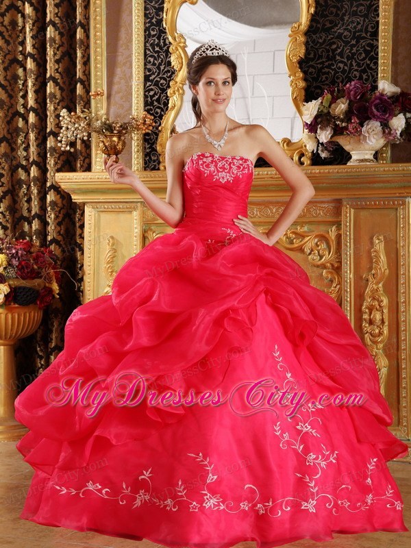 Sparkling Coral Red Embroidery Organza Quinceanera Dress